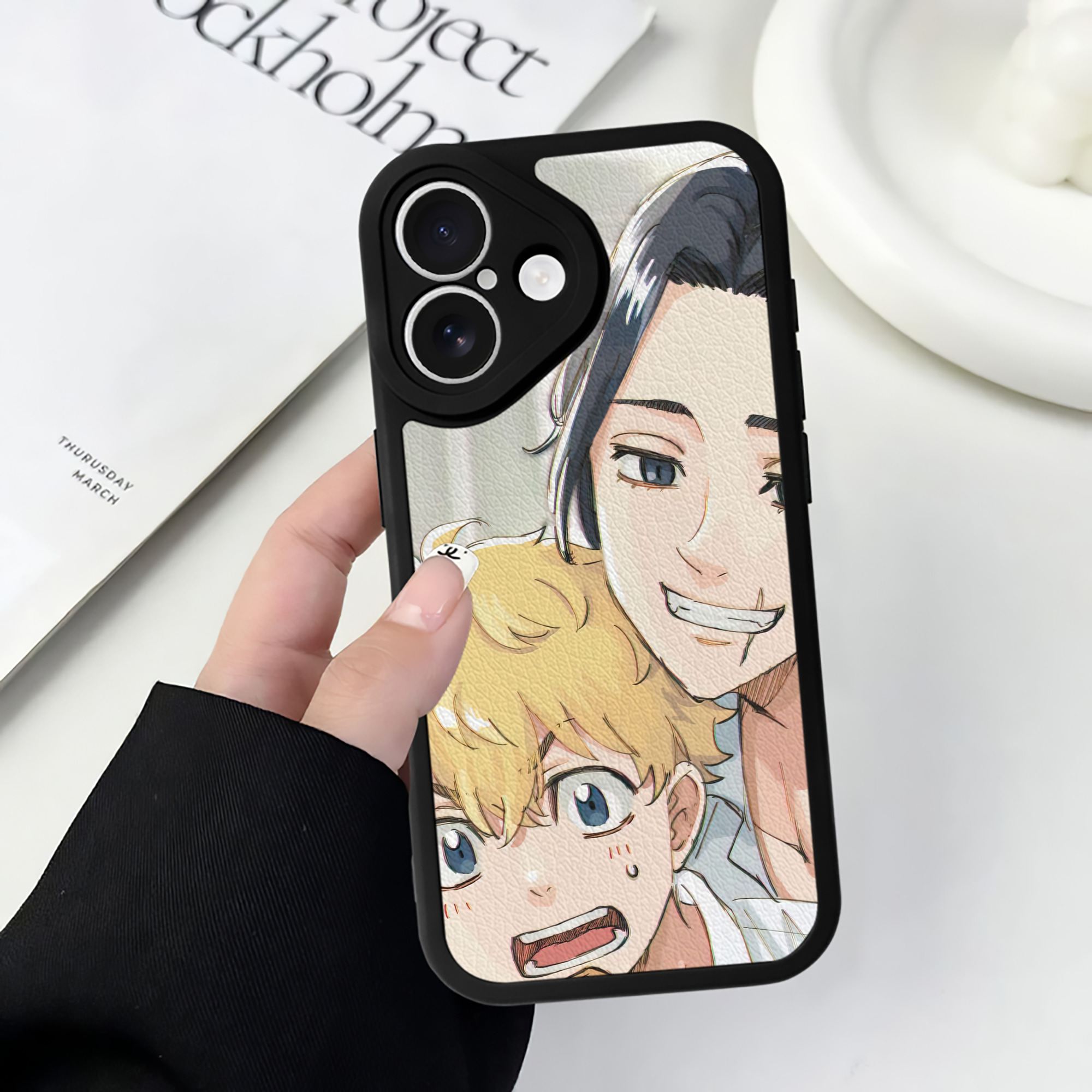 （画像用） 東京リベンジャーズ Tokyo Revengers 【iPhone 16シリーズ対応】シリコンスマホケース（レザー調） 材質：シリコン